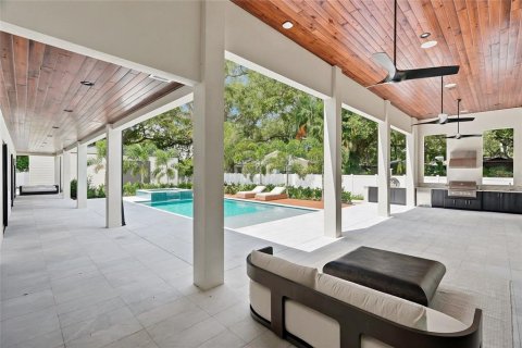 Villa ou maison à vendre à Saint Petersburg, Floride: 5 chambres, 370.03 m2 № 2349680 - photo 11