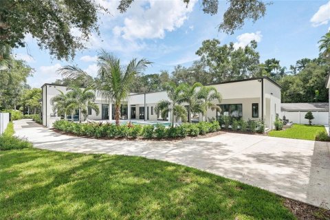 Villa ou maison à vendre à Saint Petersburg, Floride: 5 chambres, 370.03 m2 № 2349680 - photo 8