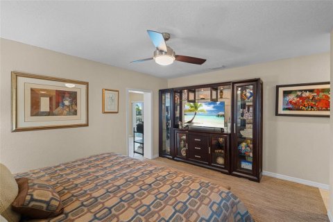 House in Punta Gorda, Florida 3 bedrooms, 168.8 sq.m. № 1531283 - photo 18