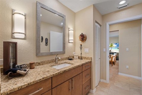 House in Punta Gorda, Florida 3 bedrooms, 168.8 sq.m. № 1531283 - photo 29