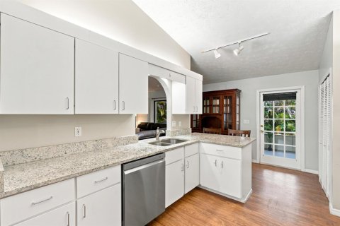 Villa ou maison à vendre à St. Lucie, Floride: 3 chambres, 153.66 m2 № 2249383 - photo 22