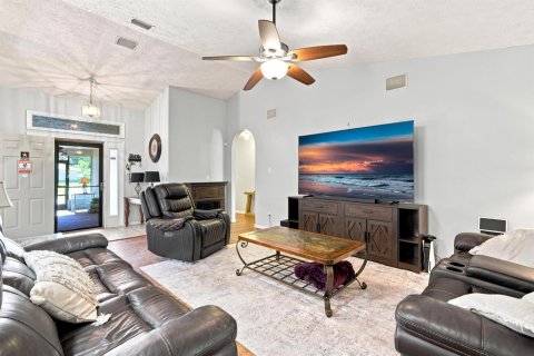 Villa ou maison à vendre à St. Lucie, Floride: 3 chambres, 153.66 m2 № 2249383 - photo 13