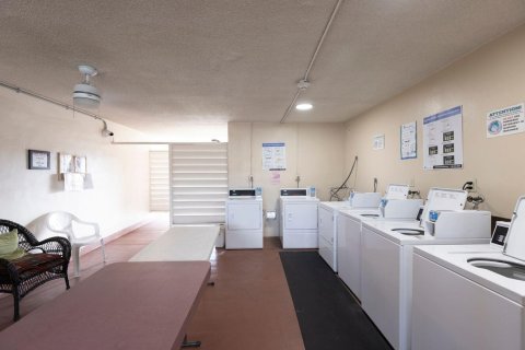 Купить кондоминиум в Холливуд, Флорида 3 комнаты, 81.75м2, № 2086262 - фото 27