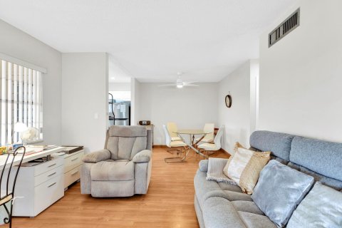 Купить кондоминиум в Холливуд, Флорида 3 комнаты, 81.75м2, № 2086262 - фото 9