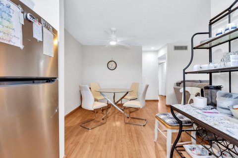 Купить кондоминиум в Холливуд, Флорида 3 комнаты, 81.75м2, № 2086262 - фото 12