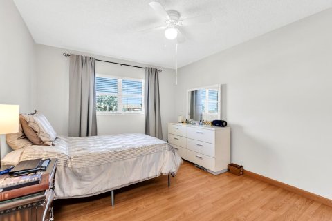 Купить кондоминиум в Холливуд, Флорида 3 комнаты, 81.75м2, № 2086262 - фото 16