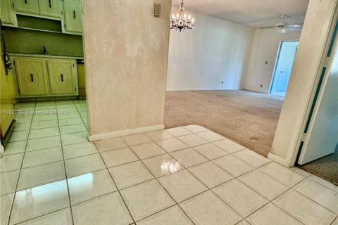 Condominio en venta en Margate, Florida, 1 dormitorio, 63.17 m2 № 1807035 - foto 3