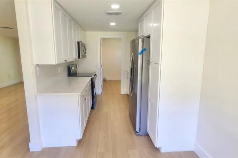 Casa en venta en Plant City, Florida, 3 dormitorios, 126.44 m2 № 1905476 - foto 18