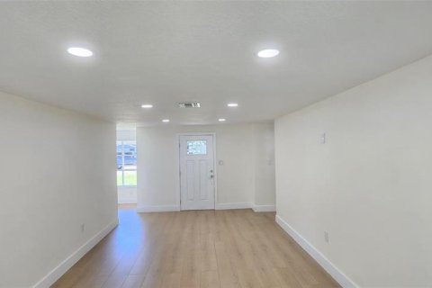 Casa en venta en Plant City, Florida, 3 dormitorios, 126.44 m2 № 1905476 - foto 6