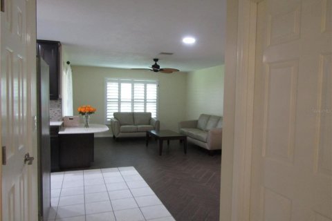 House in Sarasota, Florida 2 bedrooms, 155.15 sq.m. № 1777310 - photo 24