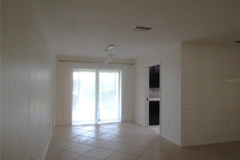 House in Sarasota, Florida 2 bedrooms, 155.15 sq.m. № 1777310 - photo 17