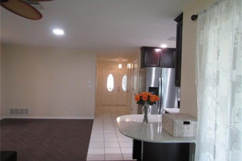 House in Sarasota, Florida 2 bedrooms, 155.15 sq.m. № 1777310 - photo 26