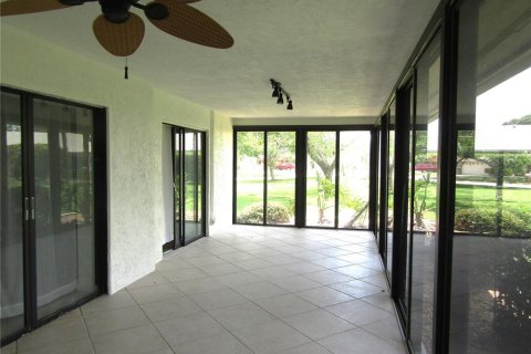 House in Sarasota, Florida 2 bedrooms, 155.15 sq.m. № 1777310 - photo 7