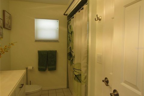 House in Sarasota, Florida 2 bedrooms, 155.15 sq.m. № 1777310 - photo 30