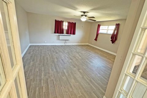 Casa en alquiler en Daytona Beach, Florida, 3 dormitorios, 165.55 m2 № 1740629 - foto 11