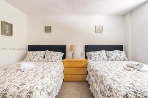 Condo in Sunny Isles Beach, Florida, 1 bedroom  № 1694690 - photo 9