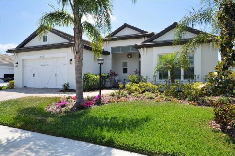 House in Sarasota, Florida 4 bedrooms, 291.53 sq.m. № 1656700 - photo 1