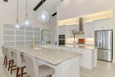 House in Sarasota, Florida 4 bedrooms, 291.53 sq.m. № 1656700 - photo 15