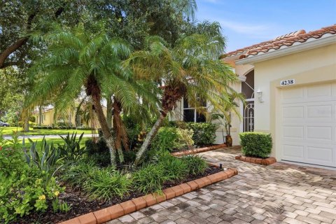 Casa en venta en Sarasota, Florida, 2 dormitorios, 165.18 m2 № 2349905 - foto 7