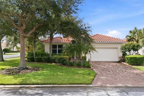 Casa en venta en Sarasota, Florida, 2 dormitorios, 165.18 m2 № 2349905 - foto 4