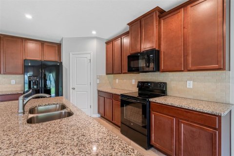 House in Parrish, Florida 4 bedrooms, 168.9 sq.m. № 2237209 - photo 23