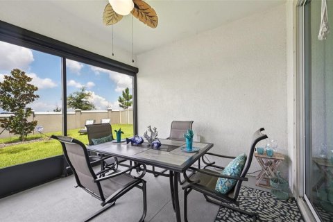 House in Wimauma, Florida 2 bedrooms, 181.72 sq.m. № 1847055 - photo 30