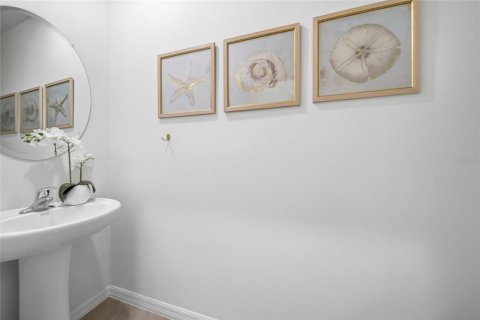 Townhouse in Wesley Chapel, Florida 3 bedrooms, 155.43 sq.m. № 2229234 - photo 13