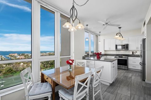 Condominio en venta en Longboat Key, Florida, 2 dormitorios, 195.09 m2 № 1510043 - foto 27
