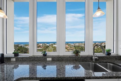 Condominio en venta en Longboat Key, Florida, 2 dormitorios, 195.09 m2 № 1510043 - foto 24