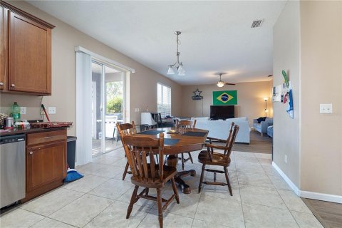 Villa ou maison à vendre à Port Orange, Floride: 5 chambres, 257.25 m2 № 1719072 - photo 3