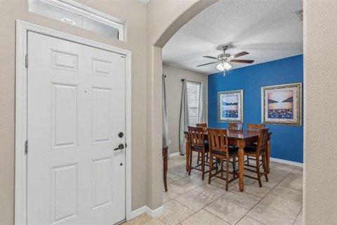 House in Auburndale, Florida 4 bedrooms, 287.16 sq.m. № 2227037 - photo 13