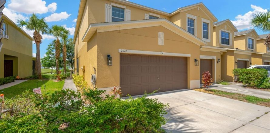 Townhouse in Ruskin, Florida 4 bedrooms, 204.76 sq.m. № 1782583
