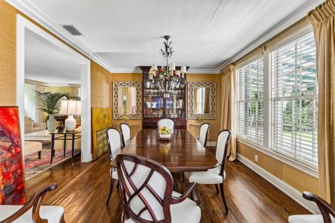 House in Palm Beach, Florida 4 bedrooms, 290.78 sq.m. № 2087689 - photo 15