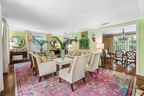 House in Palm Beach, Florida 4 bedrooms, 290.78 sq.m. № 2087689 - photo 14
