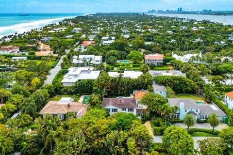 House in Palm Beach, Florida 4 bedrooms, 290.78 sq.m. № 2087689 - photo 21