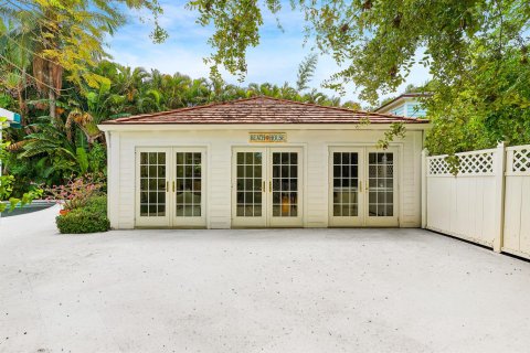House in Palm Beach, Florida 4 bedrooms, 290.78 sq.m. № 2087689 - photo 8