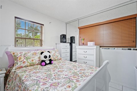 Купить виллу или дом в Хайалиа, Флорида 4 спальни, 92.9м2, № 1991963 - фото 10