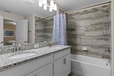 Adosado en venta en Kissimmee, Florida, 4 dormitorios, 177.81 m2 № 1618041 - foto 21