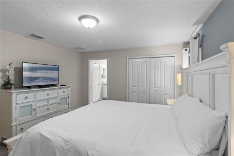 Adosado en venta en Kissimmee, Florida, 4 dormitorios, 177.81 m2 № 1618041 - foto 18