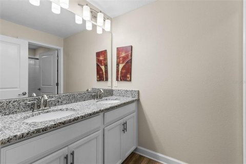 Adosado en venta en Kissimmee, Florida, 4 dormitorios, 177.81 m2 № 1618041 - foto 24