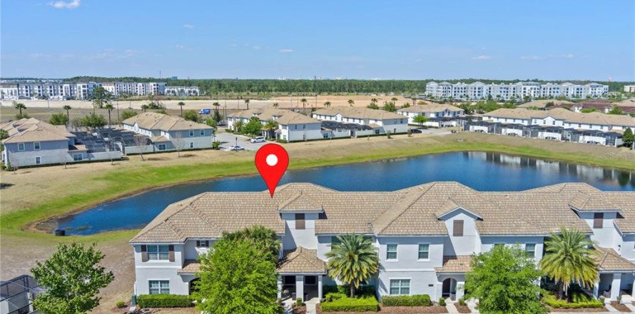 Touwnhouse à STOREY LAKE à Kissimmee, Floride 4 chambres, 177.81 m2 № 1618041