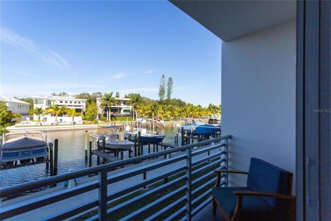 Condo in Sarasota, Florida, 1 bedroom  № 1725070 - photo 26