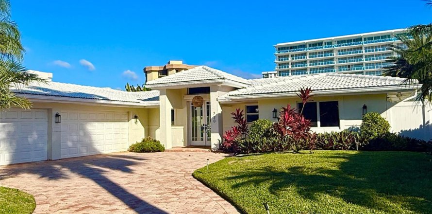Villa ou maison à Pompano Beach, Floride 3 chambres, 182.09 m2 № 2405974