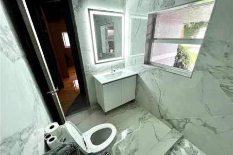 Villa ou maison à vendre à Pompano Beach, Floride: 3 chambres, 182.09 m2 № 2405974 - photo 21