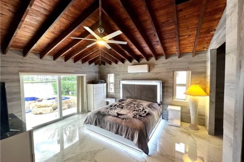 Villa ou maison à vendre à Pompano Beach, Floride: 3 chambres, 182.09 m2 № 2405974 - photo 13