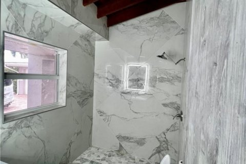 Villa ou maison à vendre à Pompano Beach, Floride: 3 chambres, 182.09 m2 № 2405974 - photo 20