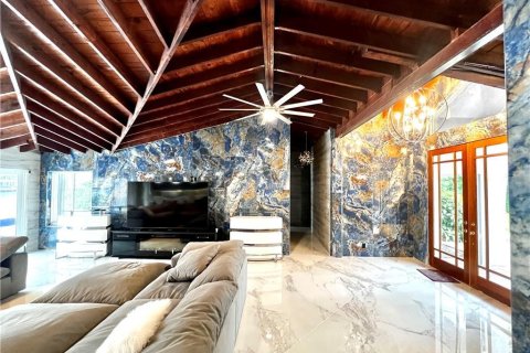 Villa ou maison à vendre à Pompano Beach, Floride: 3 chambres, 182.09 m2 № 2405974 - photo 9