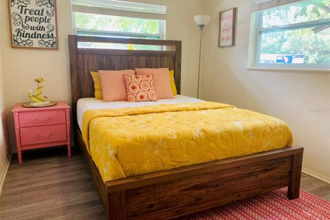 Casa en alquiler en Sarasota, Florida, 3 dormitorios, 112.23 m2 № 1723221 - foto 11