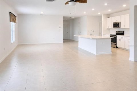 Купить виллу или дом в Лейкленд, Флорида 9 комнат, 195.65м2, № 2167882 - фото 7