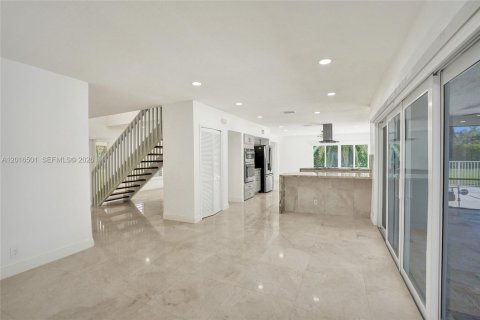 Casa en alquiler en Delray Beach, Florida, 3 dormitorios, 281.96 m2 № 2077810 - foto 21